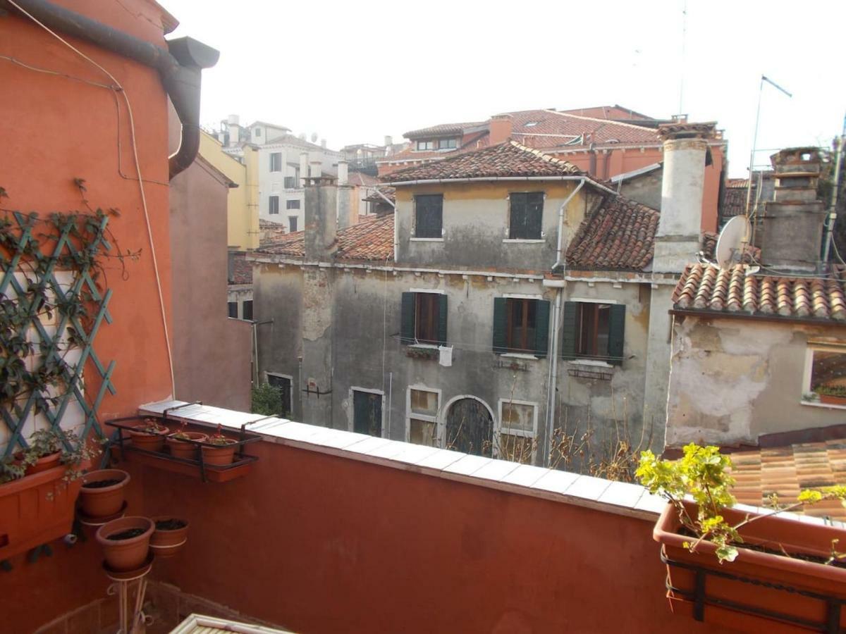 Ca' San Silvestro 2 Terrazze Nel Cuore Di Venezia Екстериор снимка